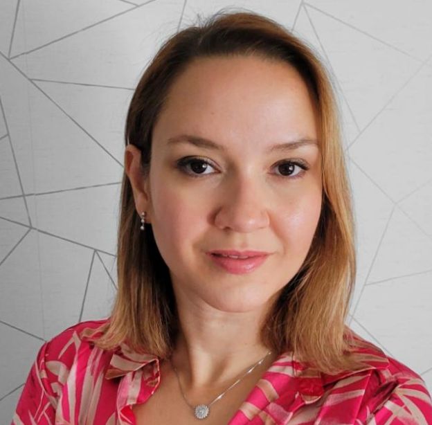 Natasha Frota - Hypnosys Facilitator